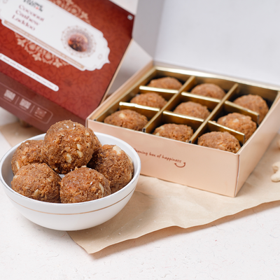 Coconut Cashew Ladoo(Per pc)