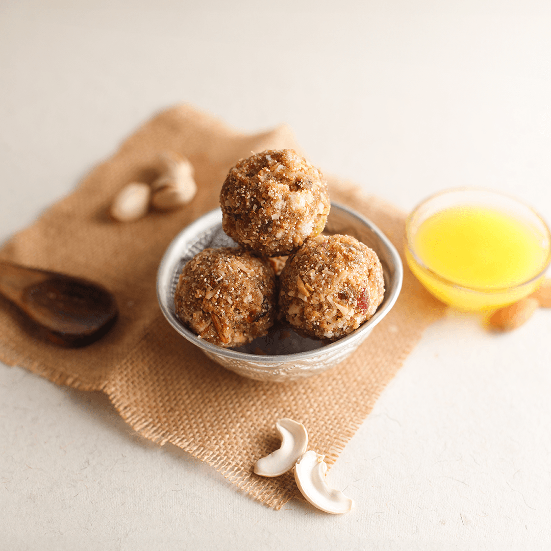 Gond Cranberry Laddoo(Per pc)