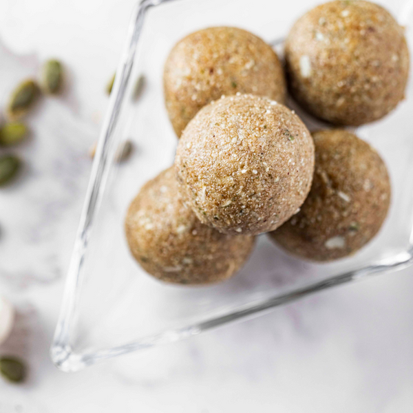 Ganapati Gift Hamper - Healthy Heart Laddoo + Natural Immunizer laddoo + Fireup Laddoo + Gond Laddoo + Panjiri Laddoo (500 GM)